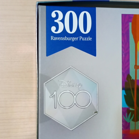 Disney Moana Ravensburger 300 pc jigsaw puzzle - Picture 6 of 7